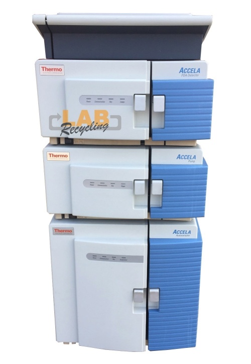 Thermo Scientific Accela HPLC system met Pomp + PDA + Autosampler 